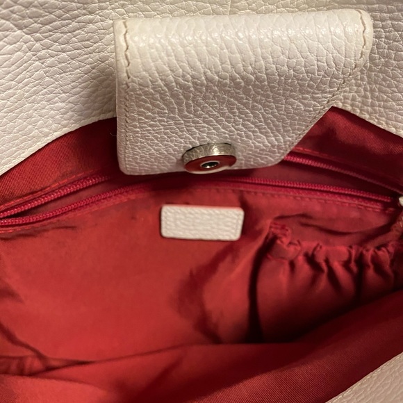 RI2K London Handbag - Picture 7 of 8